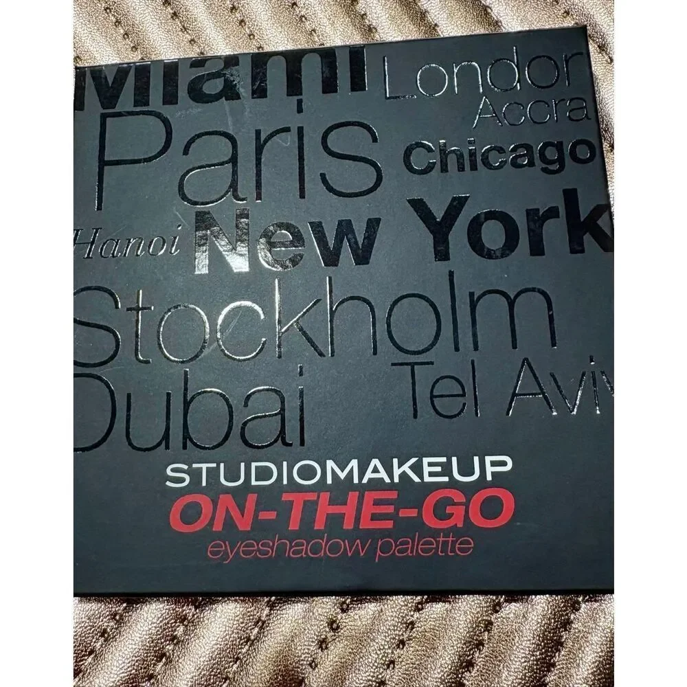 STUDIOMAKEUP - On-The-Go Eyeshadow Palette in the 